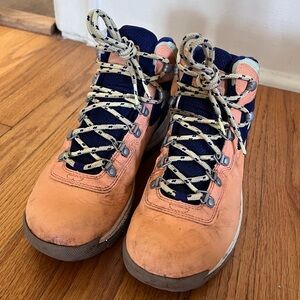 Colombia Hiking Boots